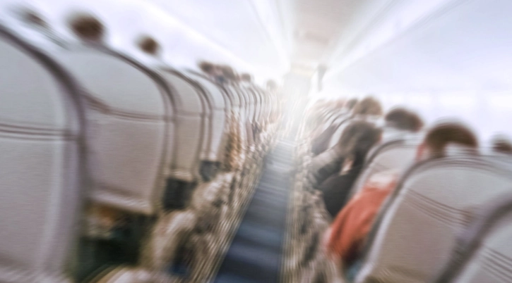 Alvorlig turbulens på passagerfly: 1 død og over 30 såret