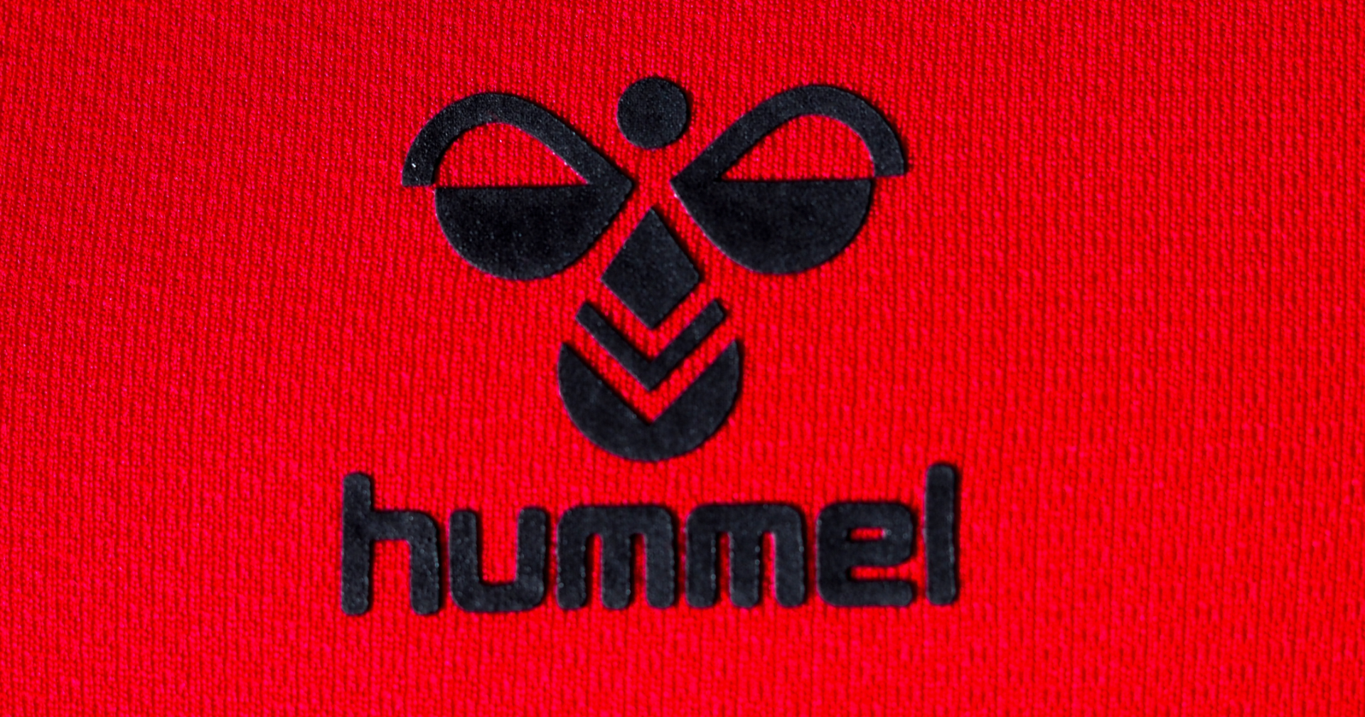 Hummel blør millioner: Har permittert 40 ansatte i håp om svarte tall