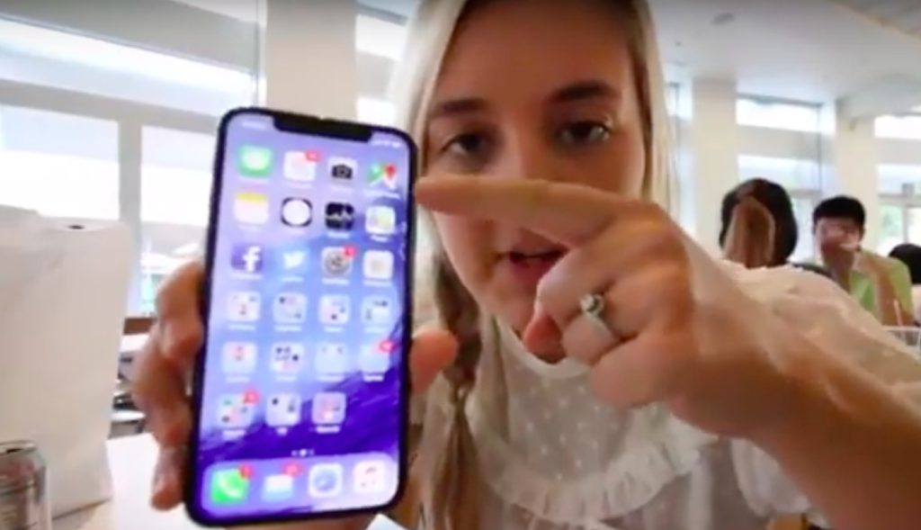Far fikk sparken etter datteren delte denne iPhone-videoen