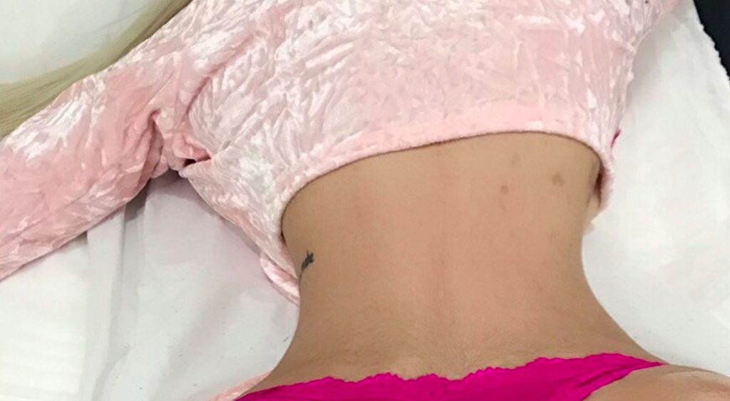 24-årig kvinne har så langt brukt 1,5 millioner på å ligne på idolet sitt Kim Kardashian: Nå advarer legene om at livet hennes står på spill