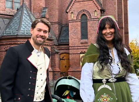 Overrasket alle i kirka: Maria Mena med gladnyhet