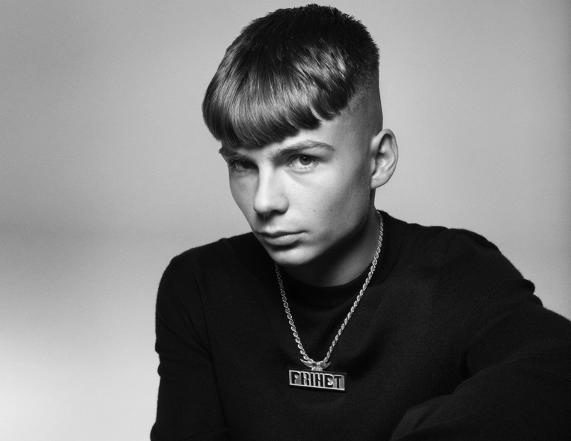 Synger Marstein om Marius? Bedøm selv!