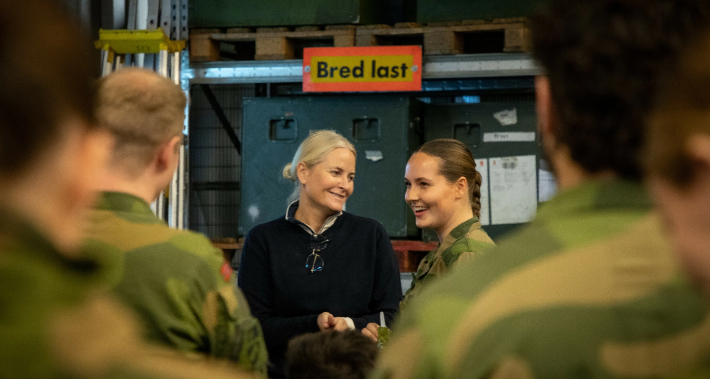 Mette-Marit besøkte Ingrid Alexandra på Skjold