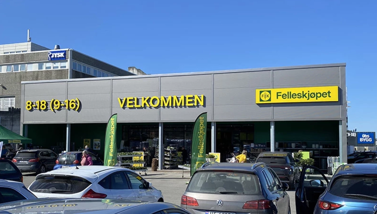 Snøkaoset skaper kaos: Butikkene tømmes