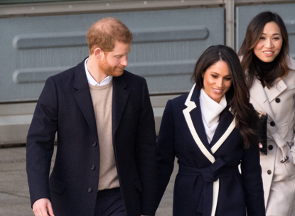 Nå vil prins Harry ta familien med hjem til Storbritannia