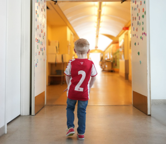 I dag skal du finne frem din gamle fotballtrøye av en helt bestemt årsak