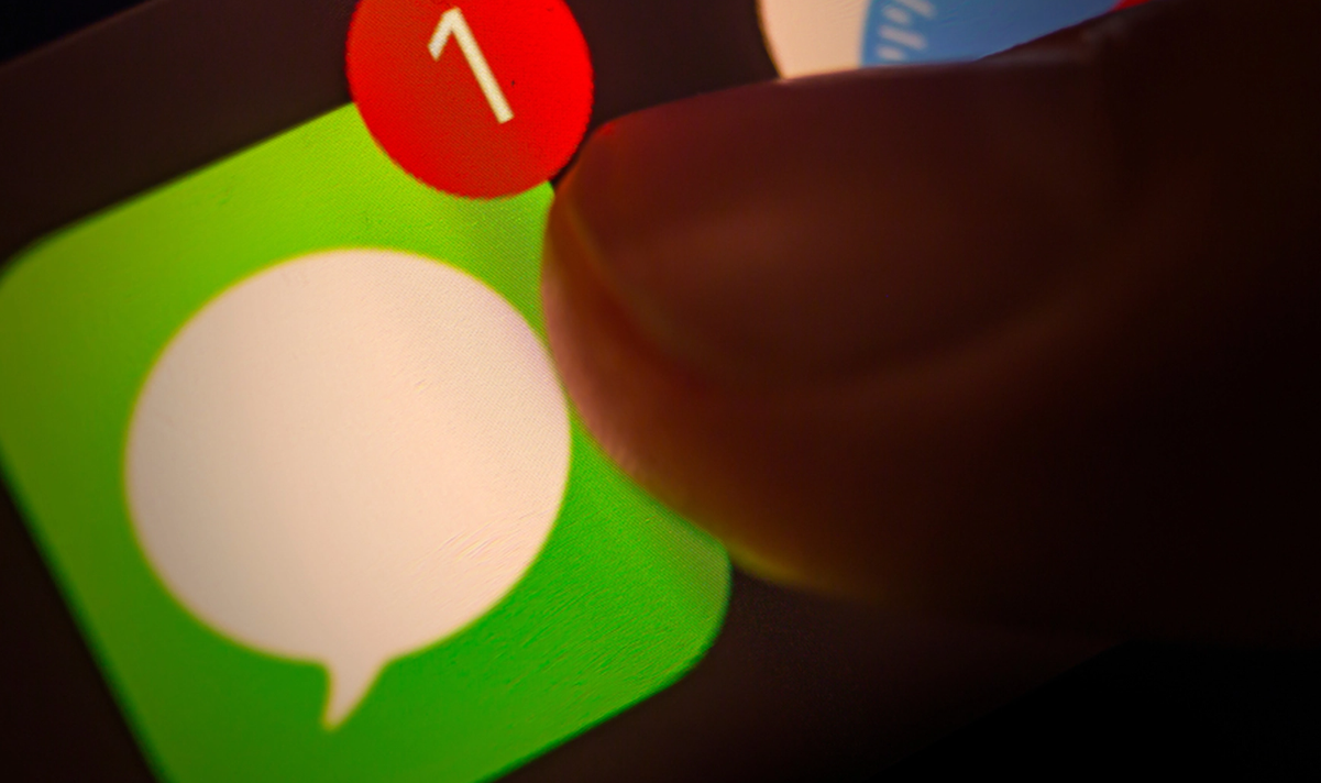 Mange mottar samme type beskjed på telefonen: Slett den umiddelbart
