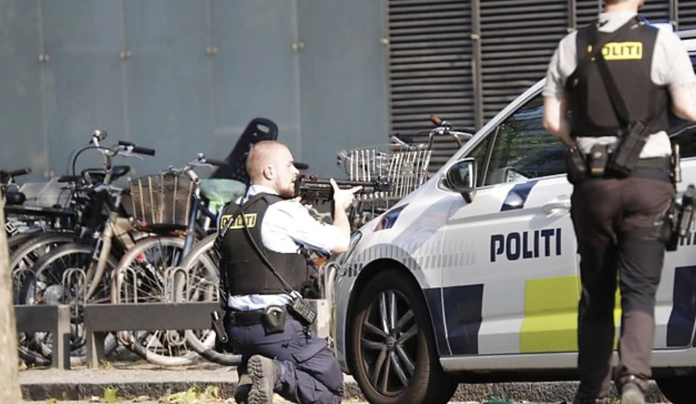 Flere skudd avfyrt i dansk shoppingsenter