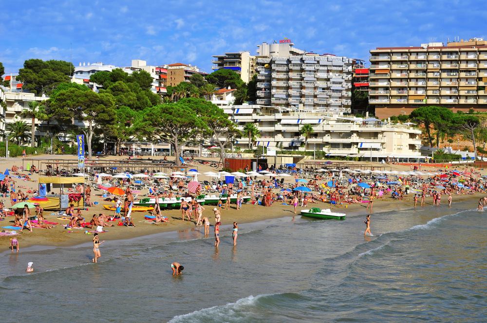 Badegjester atter en gang i panikk på Mallorca: To meter lang hai oppdaget nærme stranden