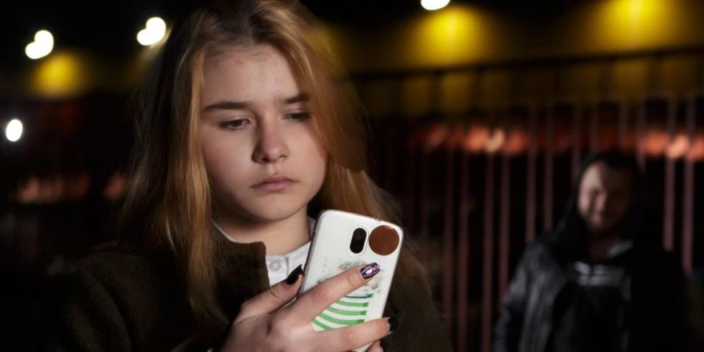 Hun skulle på Tinder-date med nydelige James: Nå advarer hun andre
