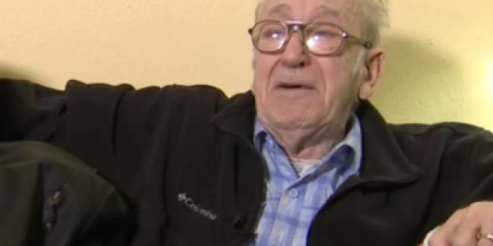 81 år gammel mann gjør skremmende oppdagelse i avdøde kones arkivskap 56 år for sent