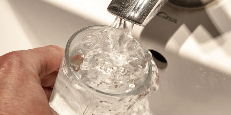 Drakk flere liter vann om dagen: Det kostet han livet