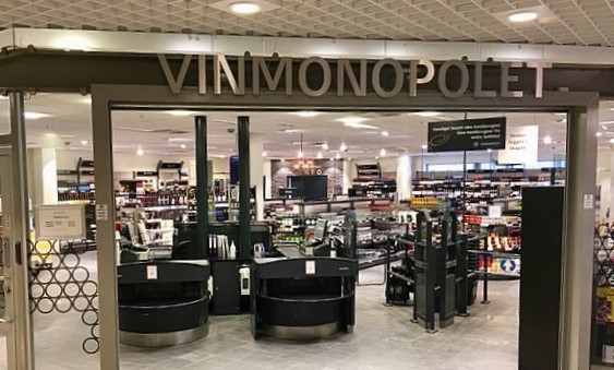 Blir billigere: Vinmonopolet senker prisene