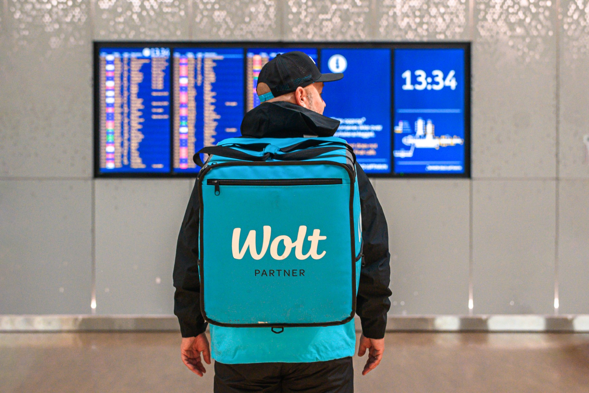 Wolt med stor nyhet: Nå kan du forhåndsbestille mat også på Utland