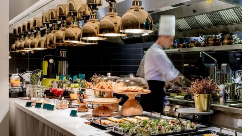 Kan spise gratis på hotell uten å bo der – gjelder det også deg?