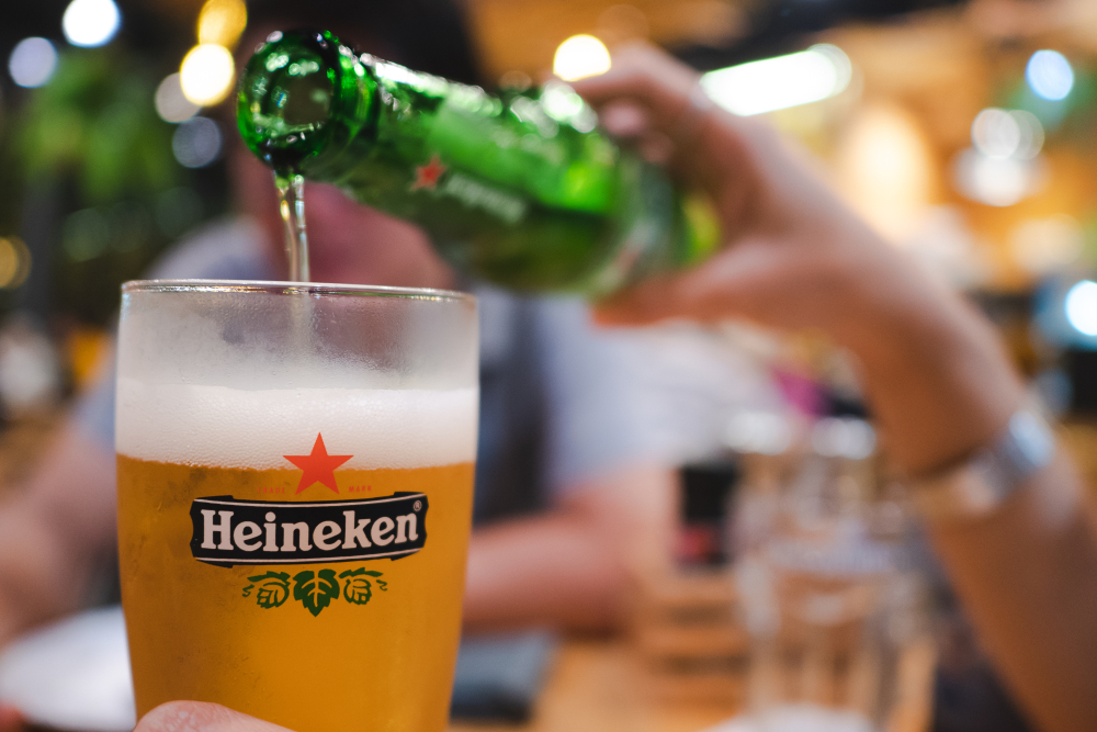 Ølsjokk hos Heineken: Salget stuper verden over